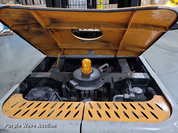 image for item DX7019 2015 Crown SP 4000 order picker