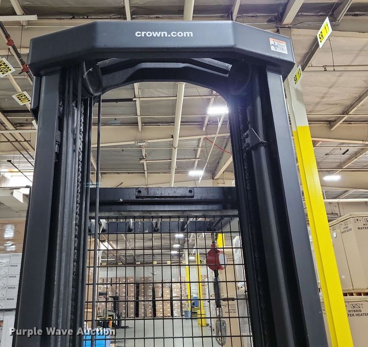 image for item DX7020 2015 Crown SP 4000 order picker