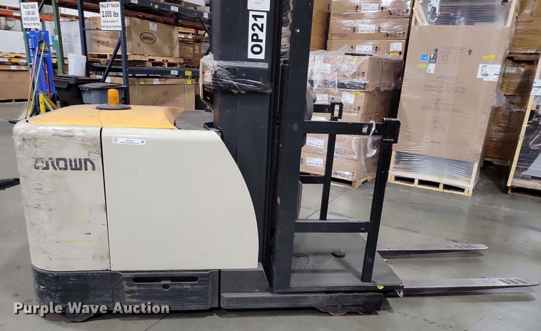 image for item DX7021 2015 Crown SP 4000 order picker