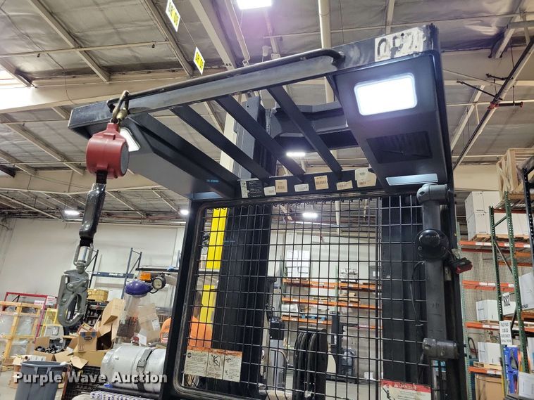 image for item DX7022 2015 Crown SP 4000 order picker