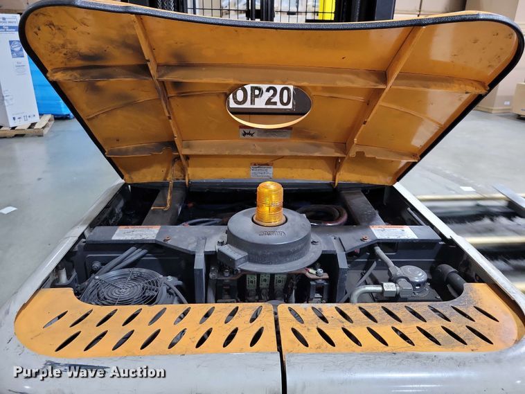 image for item DX7022 2015 Crown SP 4000 order picker