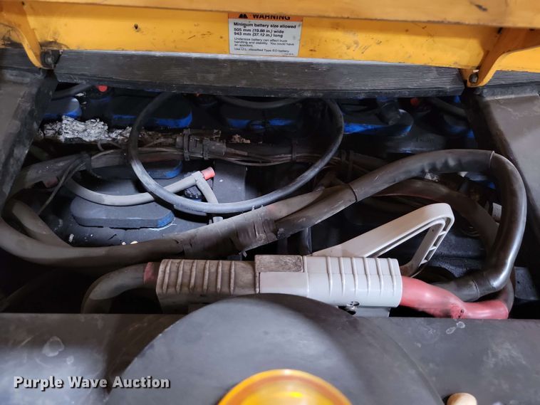 image for item DX7023 2015 Crown SP 4000 order picker