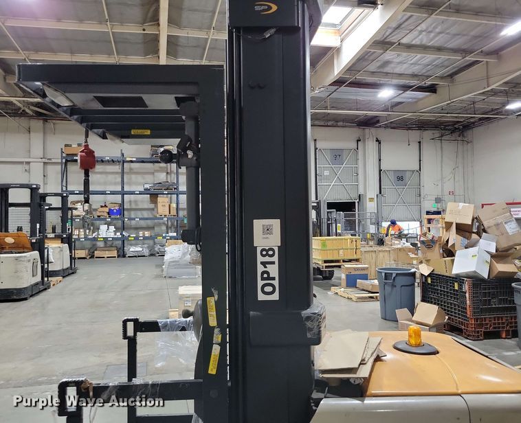 image for item DX7024 2015 Crown SP 4000 order picker