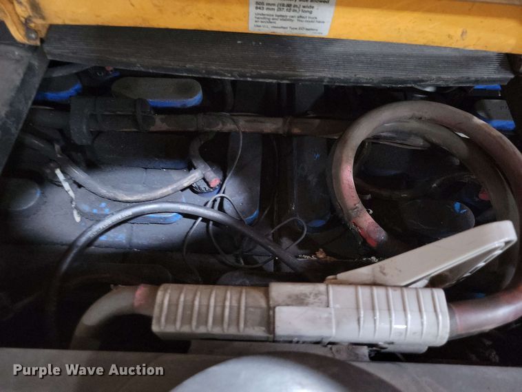 image for item DX7024 2015 Crown SP 4000 order picker