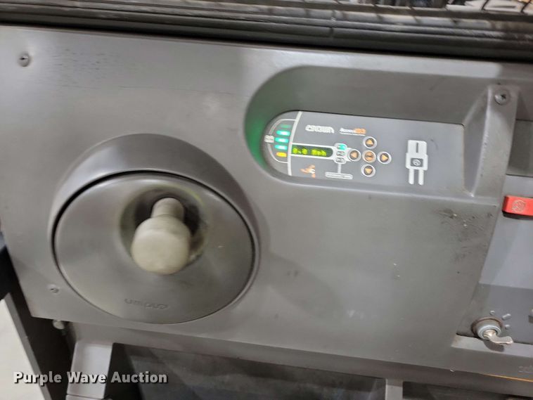 image for item DX7025 2015 Crown SP 4000 order picker