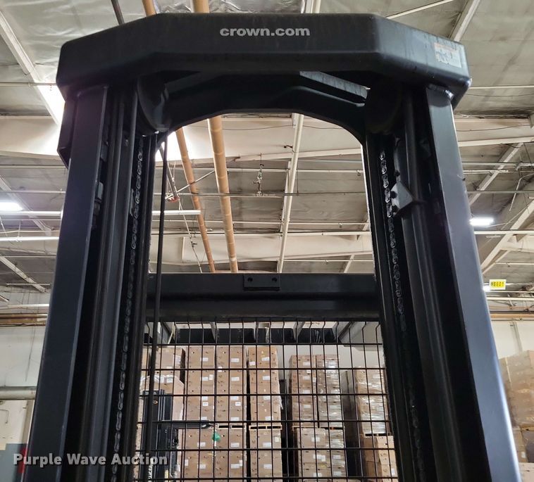 image for item DX7026 2015 Crown SP 4000 order picker