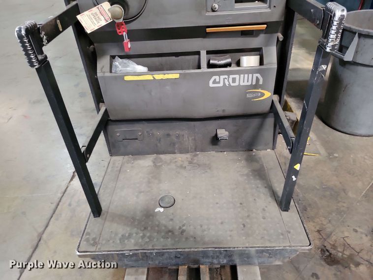 image for item DX7026 2015 Crown SP 4000 order picker