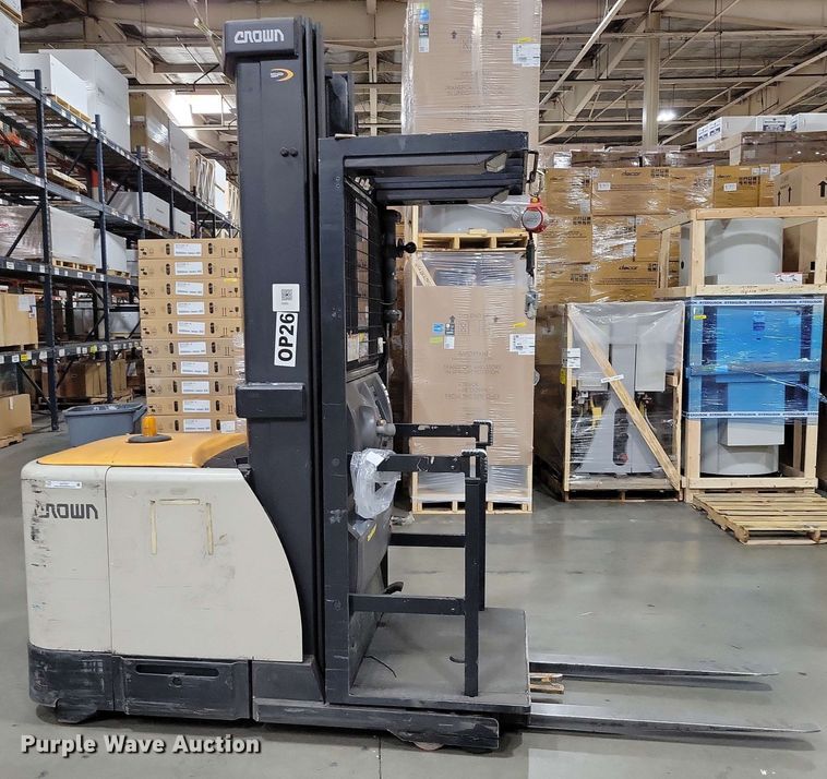 image for item DX7027 2015 Crown SP 4000 order picker