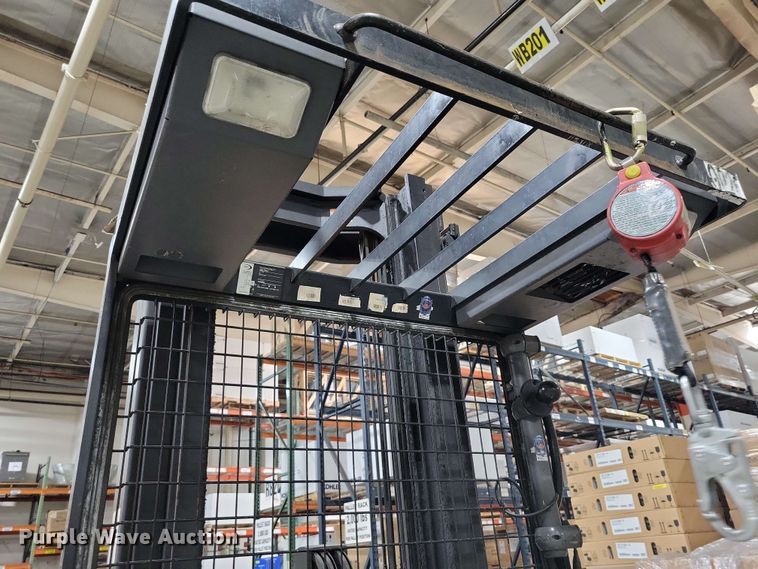 image for item DX7027 2015 Crown SP 4000 order picker