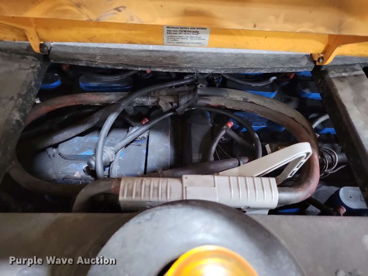 image for item DX7027 2015 Crown SP 4000 order picker