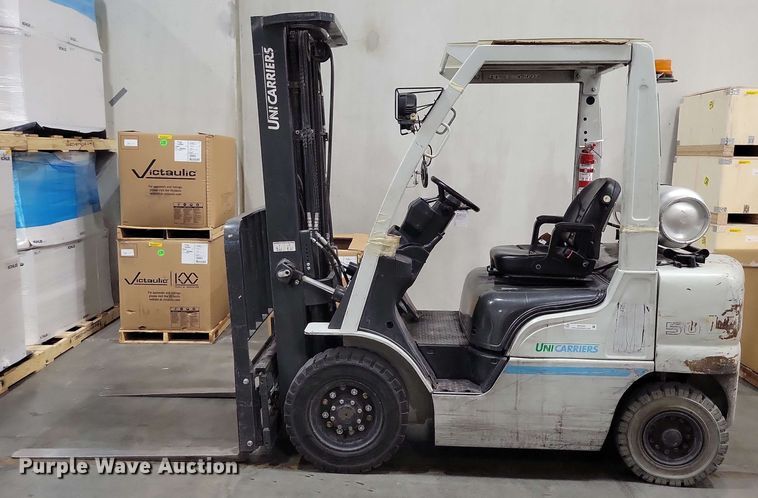 image for item DX7033 2017 UniCarriers PF50 forklift