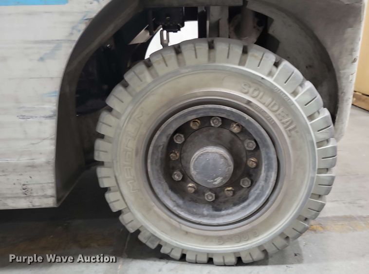 image for item DX7033 2017 UniCarriers PF50 forklift