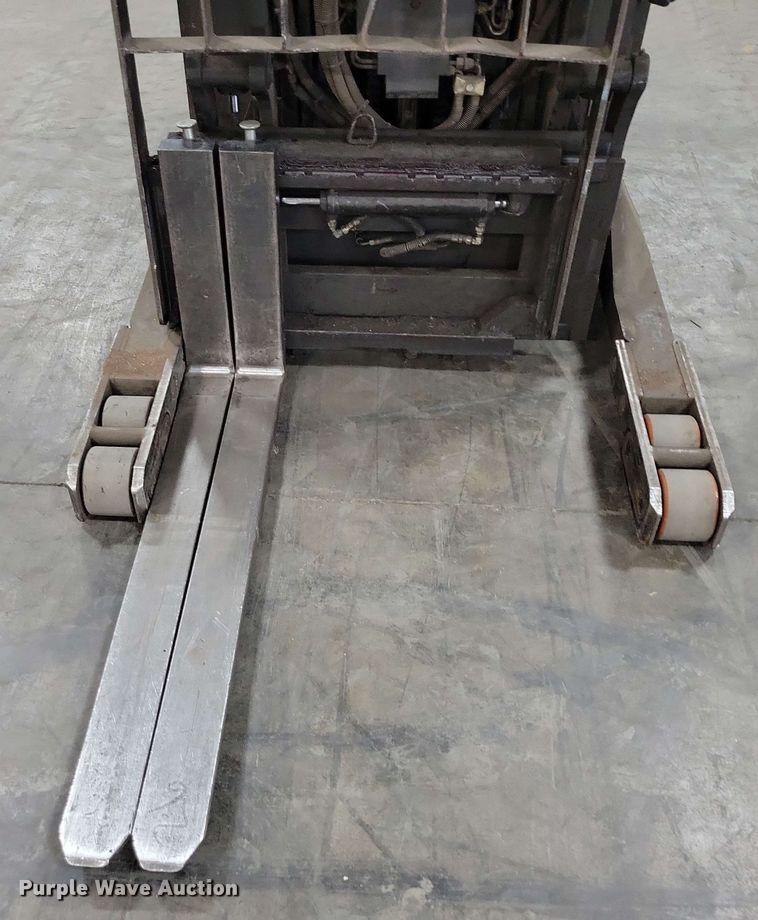 image for item DX7085 Prime Mover RRX45 reach truck