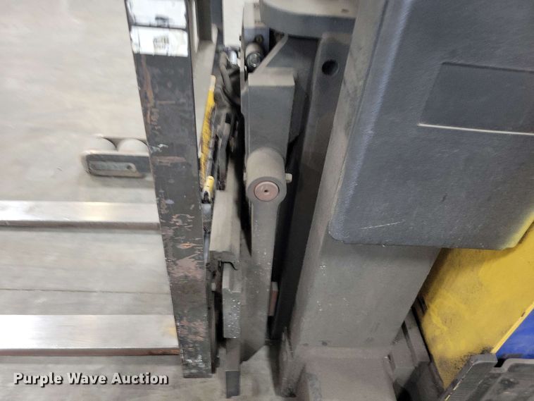 image for item DX7087 Caterpillar NRR45 reach truck