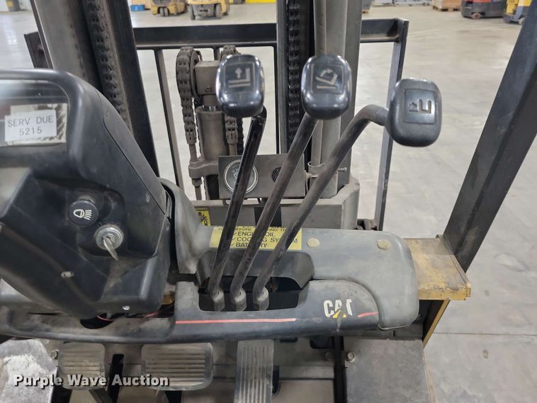 image for item DX7089 Caterpillar GC25K2 forklift