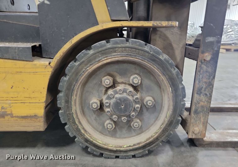 image for item DX7089 Caterpillar GC25K2 forklift