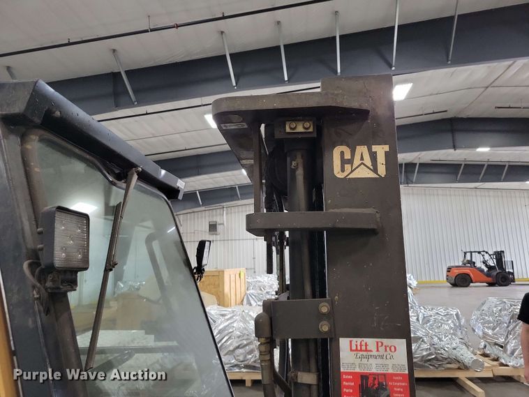 image for item DX7090 Caterpillar GP25 forklift