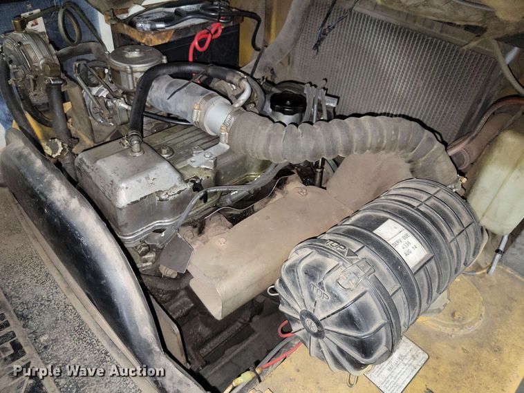 image for item DX7090 Caterpillar GP25 forklift