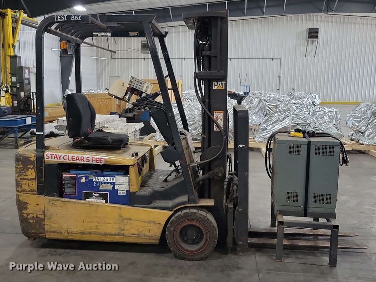 image for item DX7091 Caterpillar EP20KT forklift