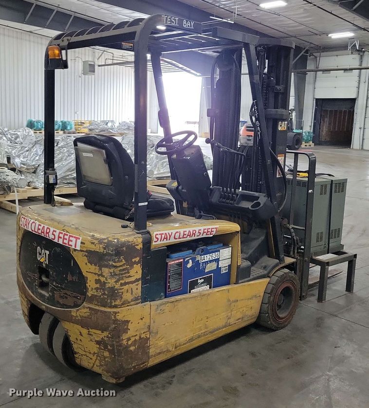 image for item DX7091 Caterpillar EP20KT forklift