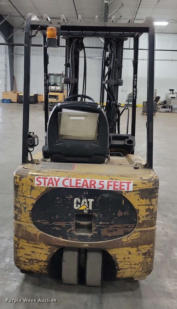image for item DX7091 Caterpillar EP20KT forklift