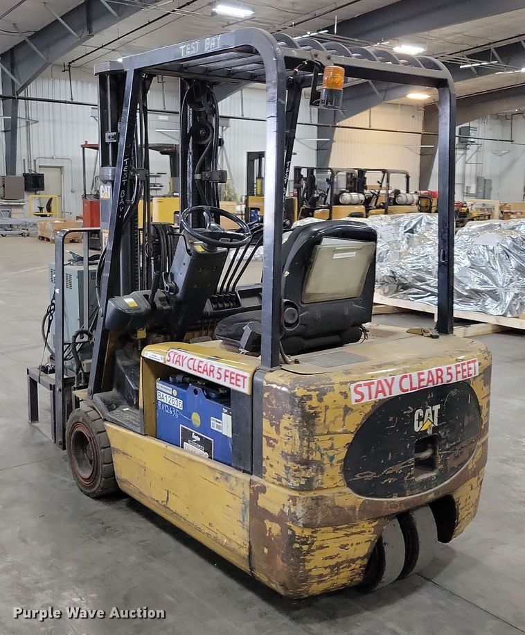 image for item DX7091 Caterpillar EP20KT forklift
