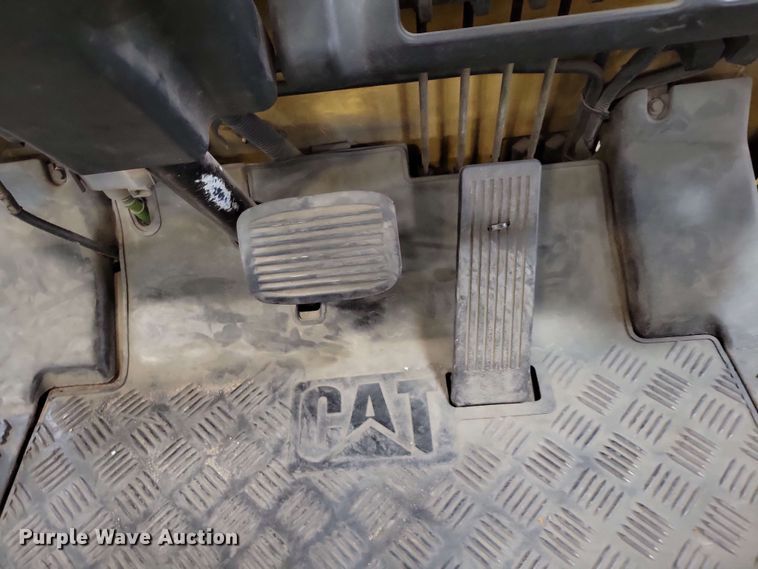 image for item DX7091 Caterpillar EP20KT forklift