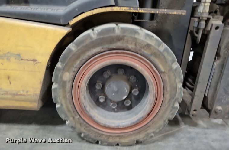 image for item DX7091 Caterpillar EP20KT forklift