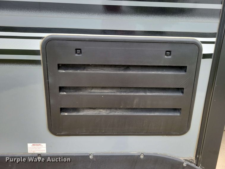 image for item DX7093 2021 Venture Stratus 231VRB camper