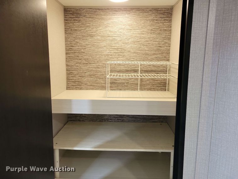 image for item DX7093 2021 Venture Stratus 231VRB camper