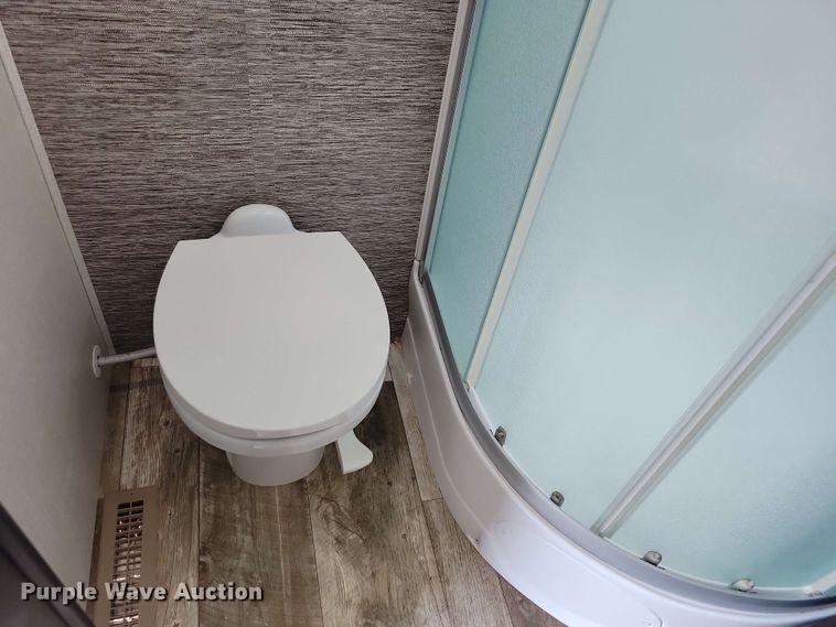 image for item DX7093 2021 Venture Stratus 231VRB camper