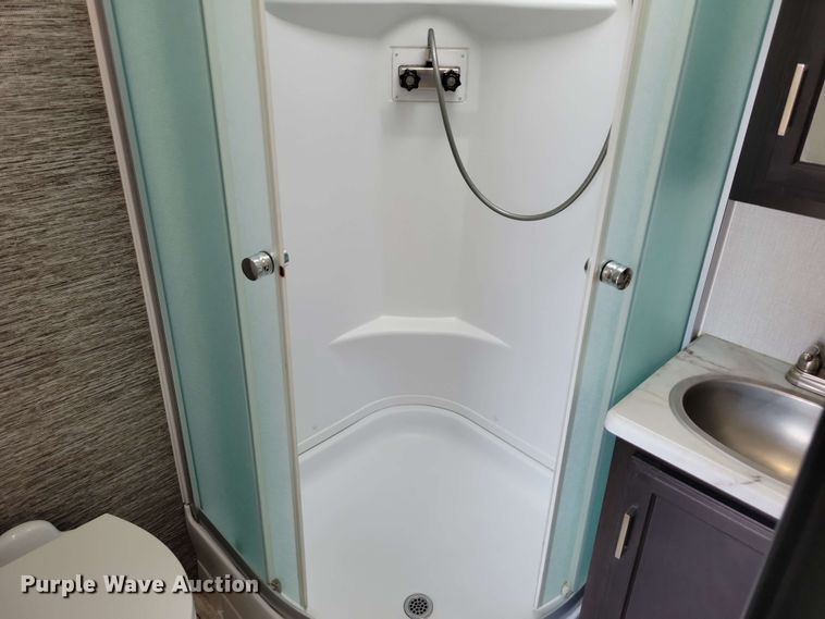 image for item DX7093 2021 Venture Stratus 231VRB camper