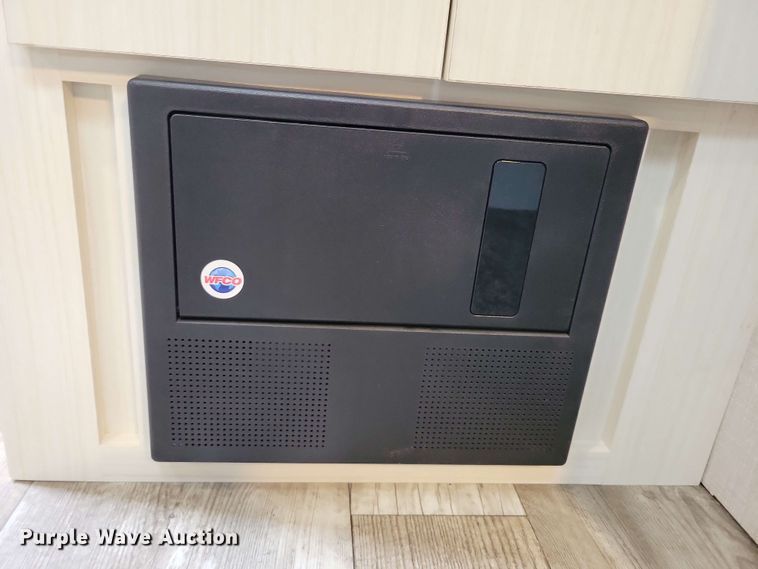 image for item DX7093 2021 Venture Stratus 231VRB camper