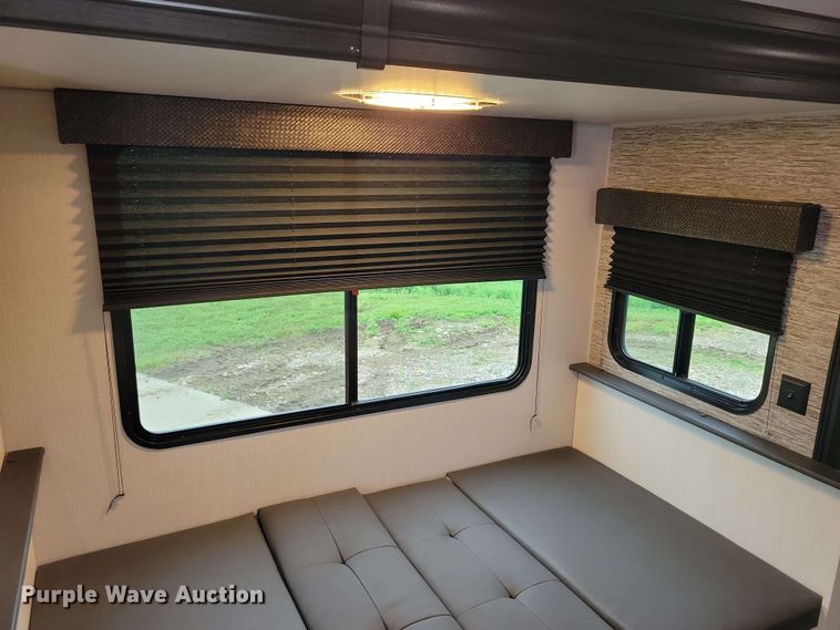 image for item DX7093 2021 Venture Stratus 231VRB camper