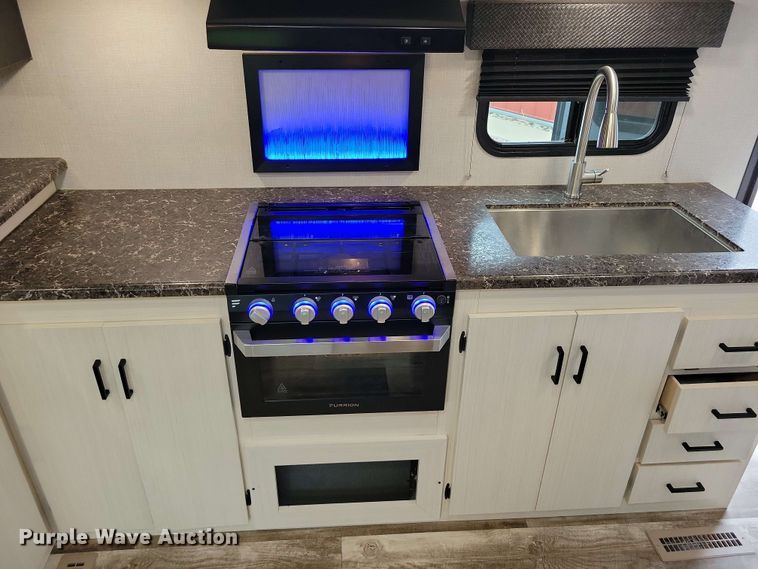 image for item DX7093 2021 Venture Stratus 231VRB camper