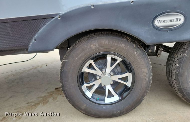 image for item DX7093 2021 Venture Stratus 231VRB camper