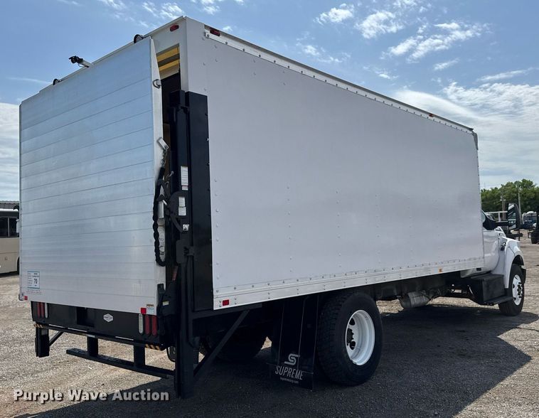 image for item DY0054 2017 Ford F650 box truck