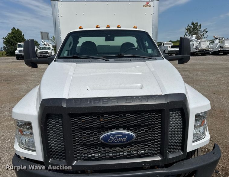 image for item DY0054 2017 Ford F650 box truck