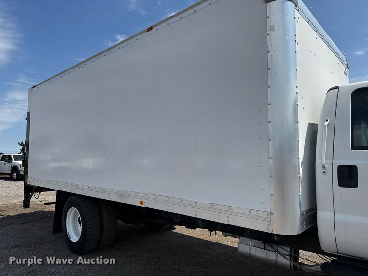 image for item DY0054 2017 Ford F650 box truck