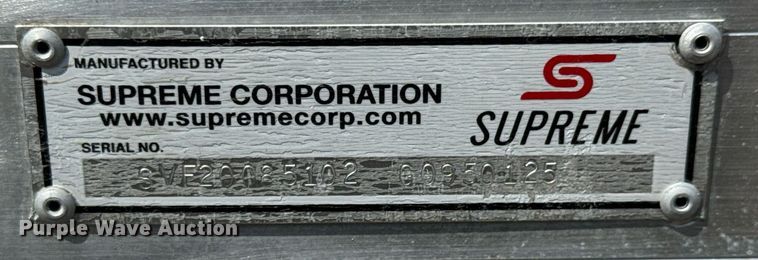 image for item DY0054 2017 Ford F650 box truck