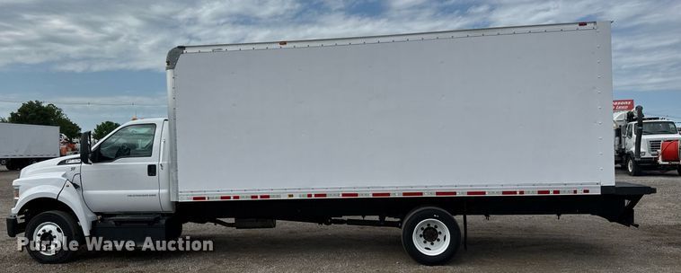 image for item DY0056 2017 Ford F650 box truck
