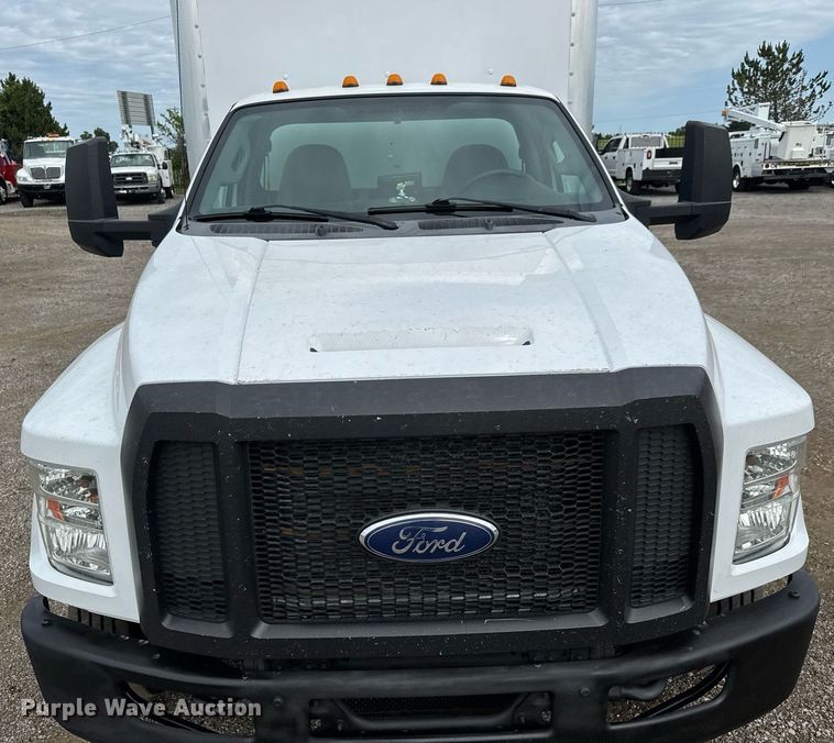 image for item DY0056 2017 Ford F650 box truck