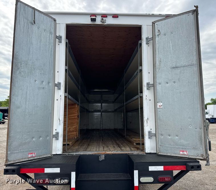 image for item DY0056 2017 Ford F650 box truck