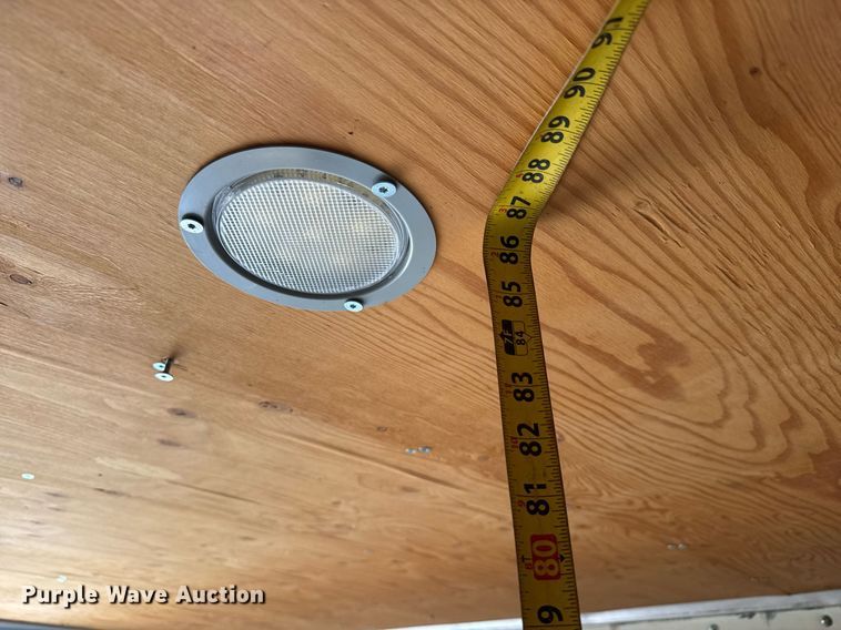 image for item DY0056 2017 Ford F650 box truck