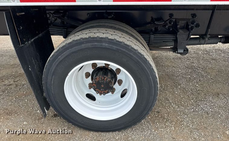 image for item DY0056 2017 Ford F650 box truck