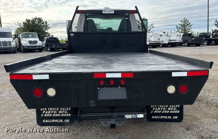 image for item DY0058 2007 GMC C4500 flatbed truck