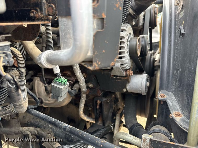 image for item DY0058 2007 GMC C4500 flatbed truck