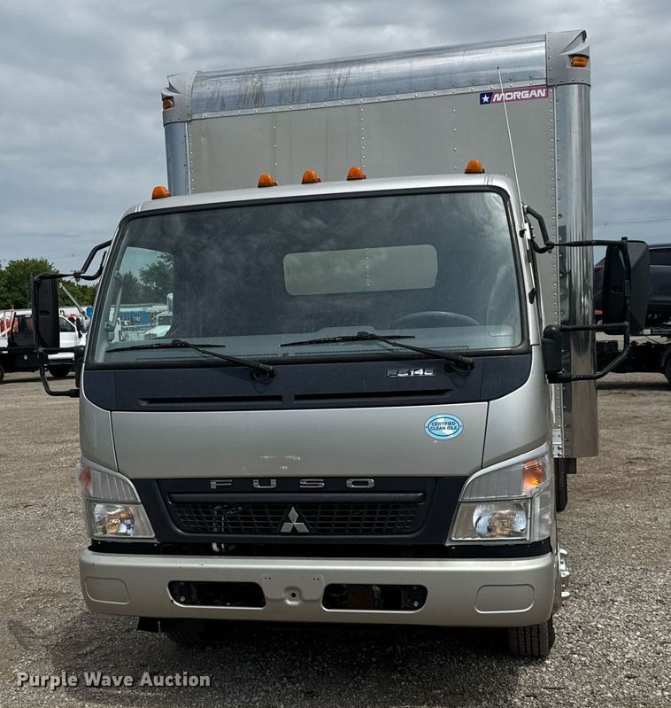 image for item DY0066 2008 Mitsubishi Fuso box truck