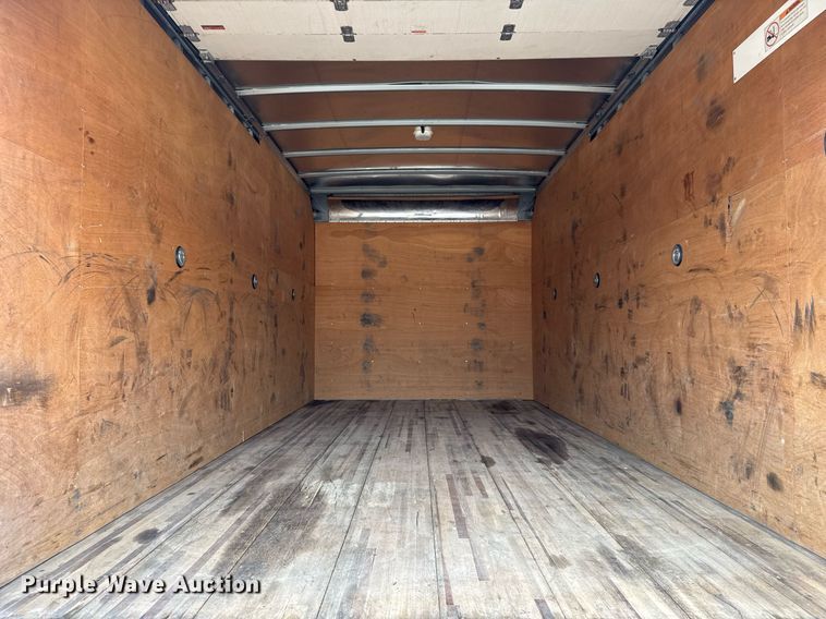image for item DY0066 2008 Mitsubishi Fuso box truck
