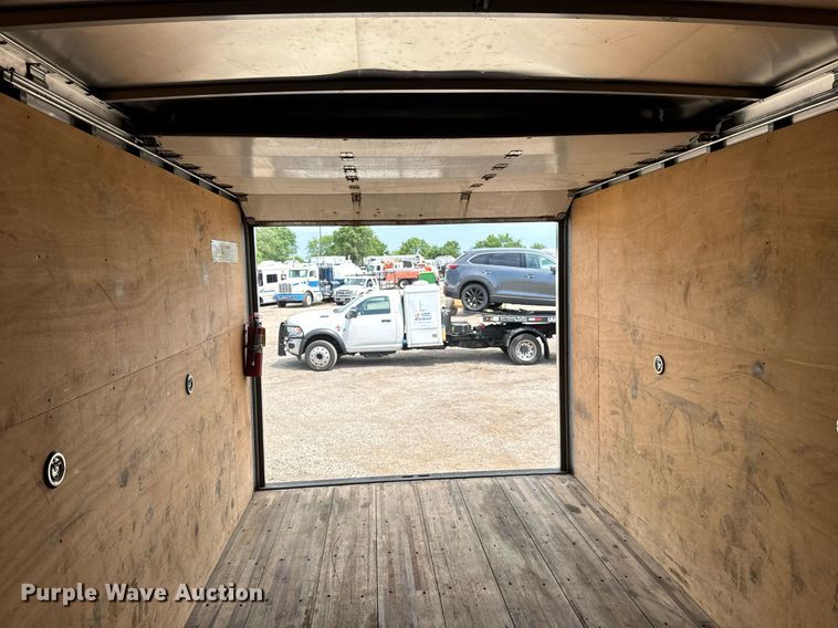 image for item DY0066 2008 Mitsubishi Fuso box truck